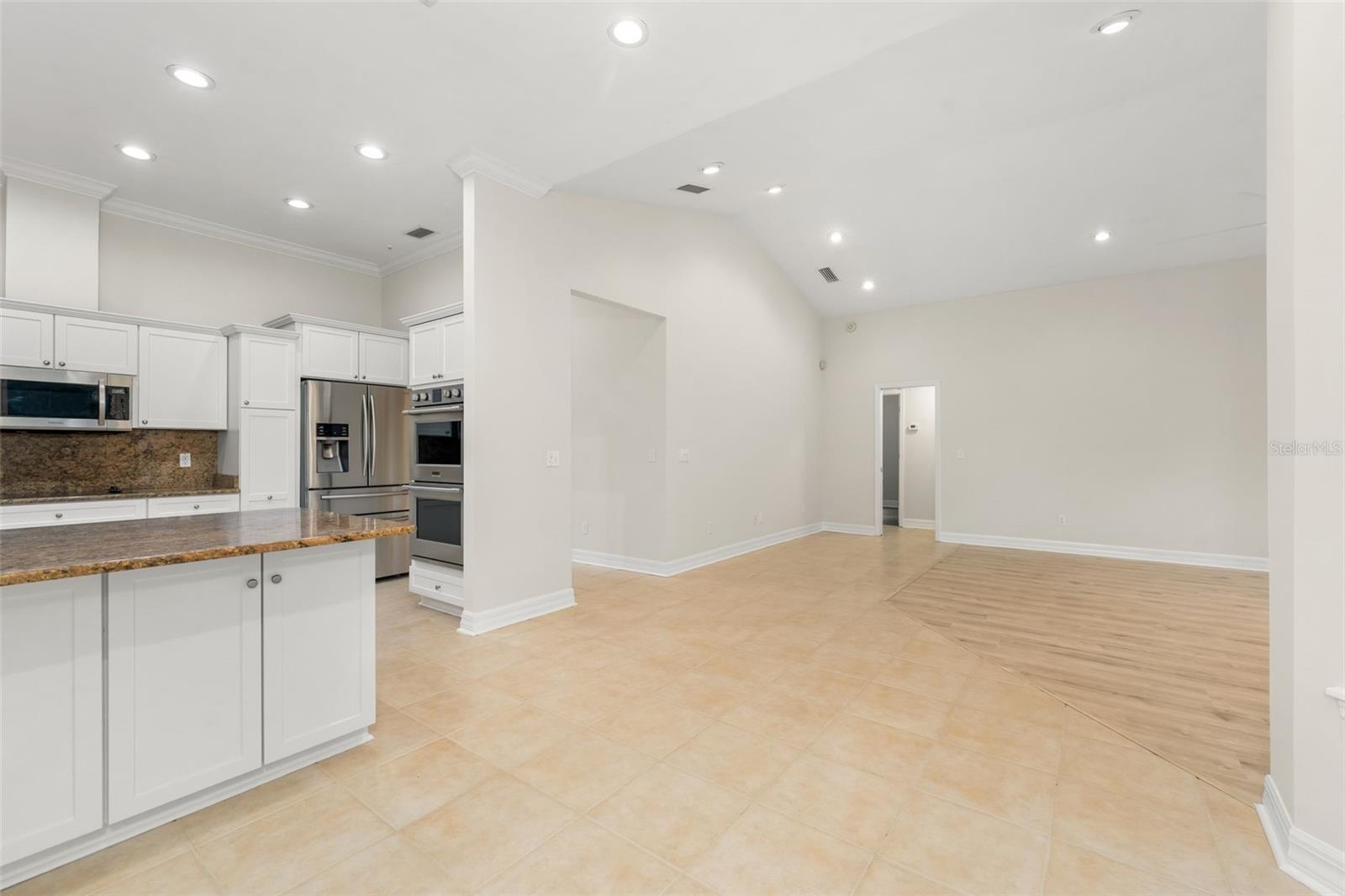 Image 16 of 55 For 8600 103rd Avenue