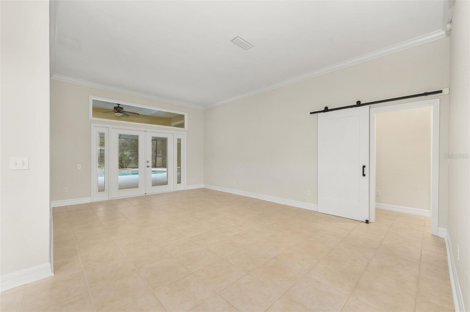 Image 21 of 55 For 8600 103rd Avenue