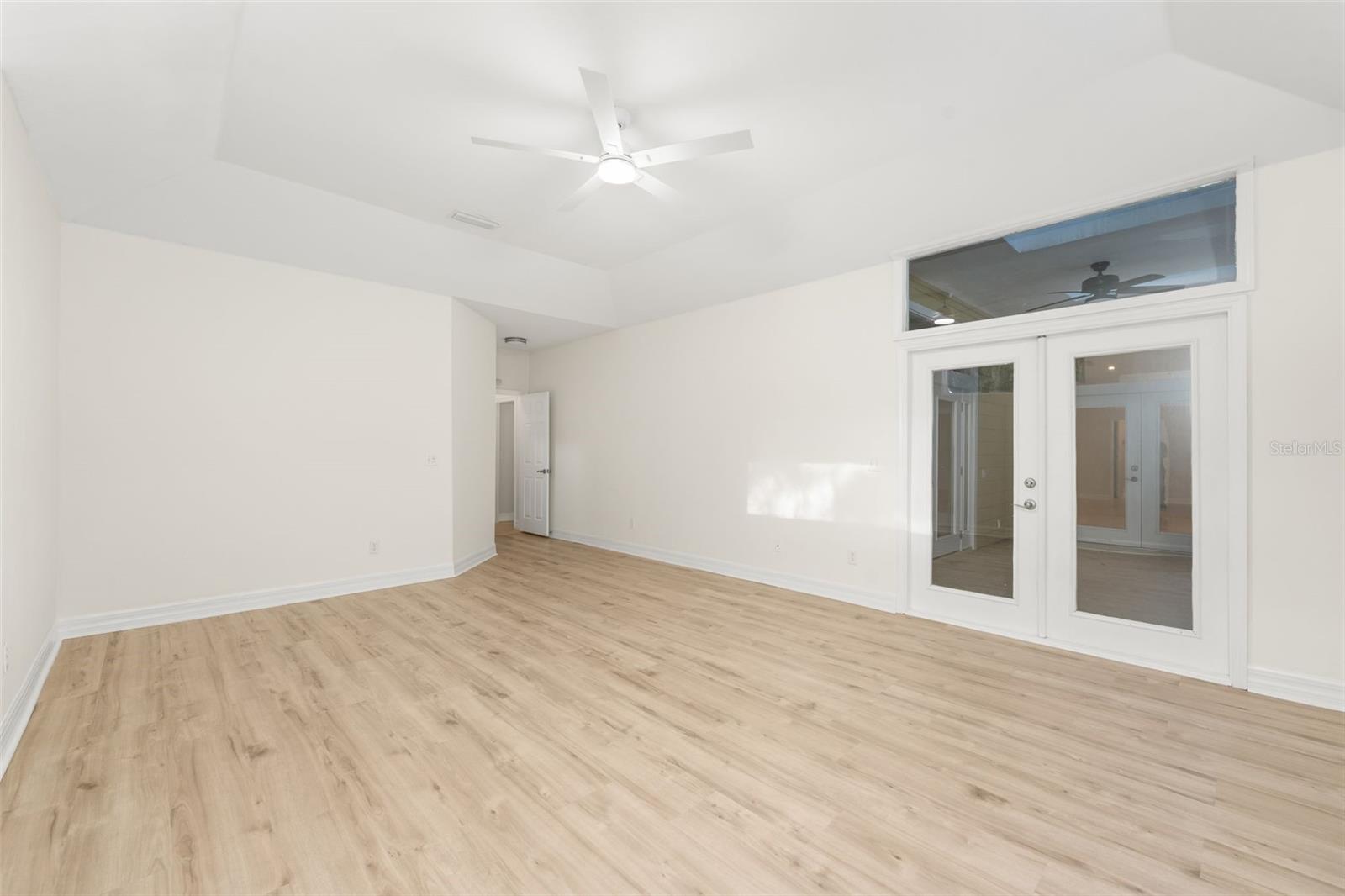 Image 24 of 55 For 8600 103rd Avenue