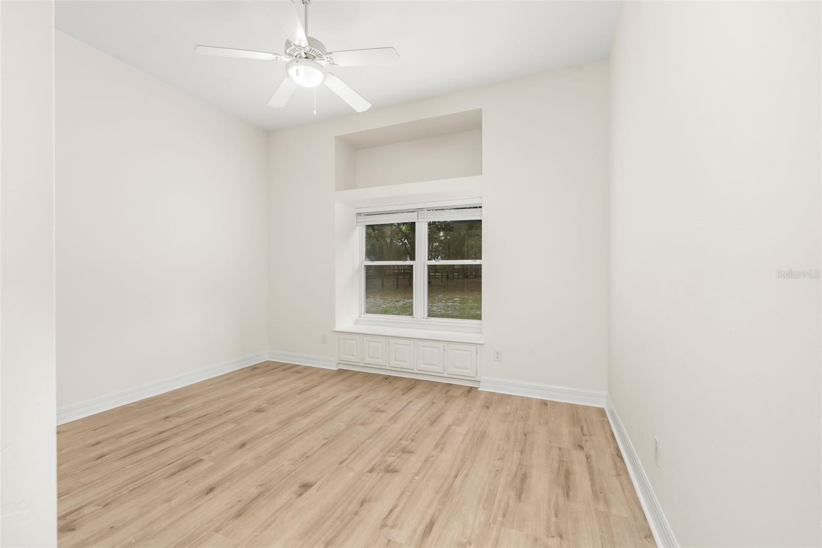 Image 31 of 55 For 8600 103rd Avenue