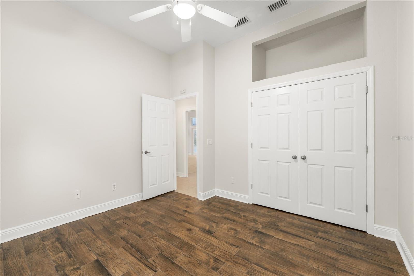 Image 34 of 55 For 8600 103rd Avenue