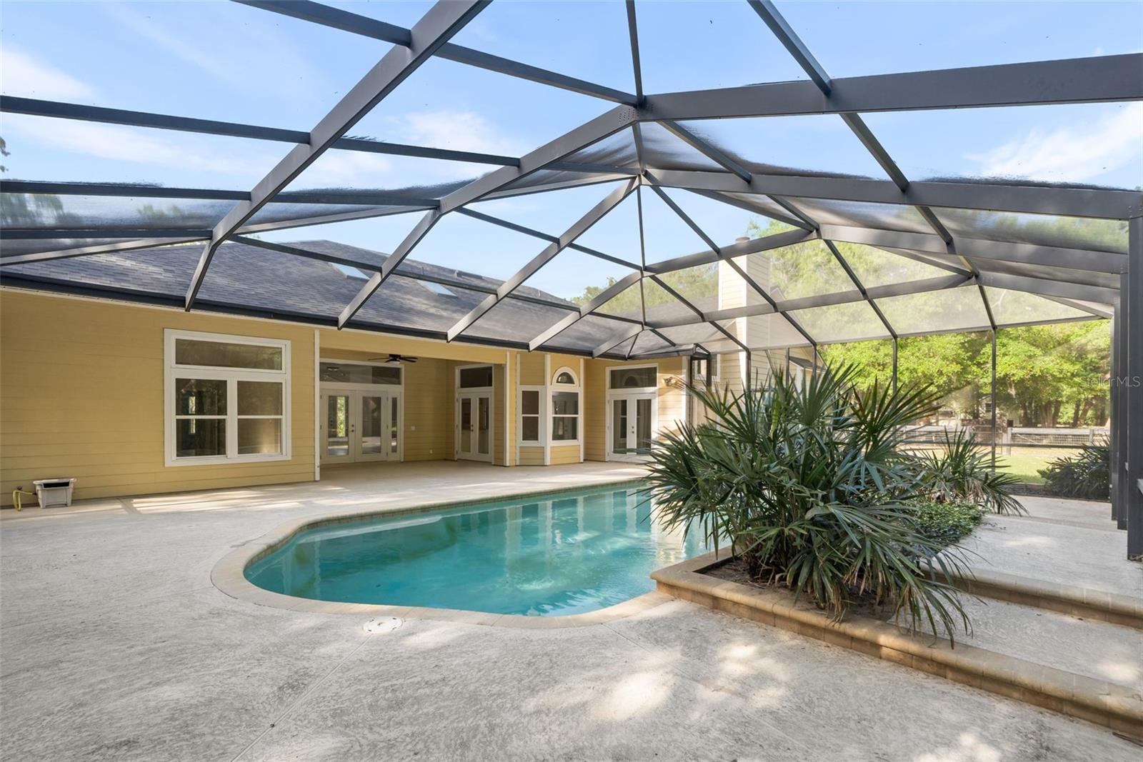 Image 38 of 55 For 8600 103rd Avenue