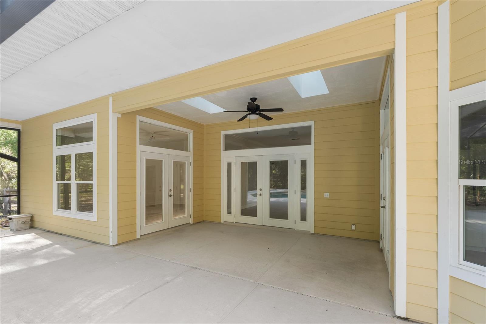 Image 40 of 55 For 8600 103rd Avenue