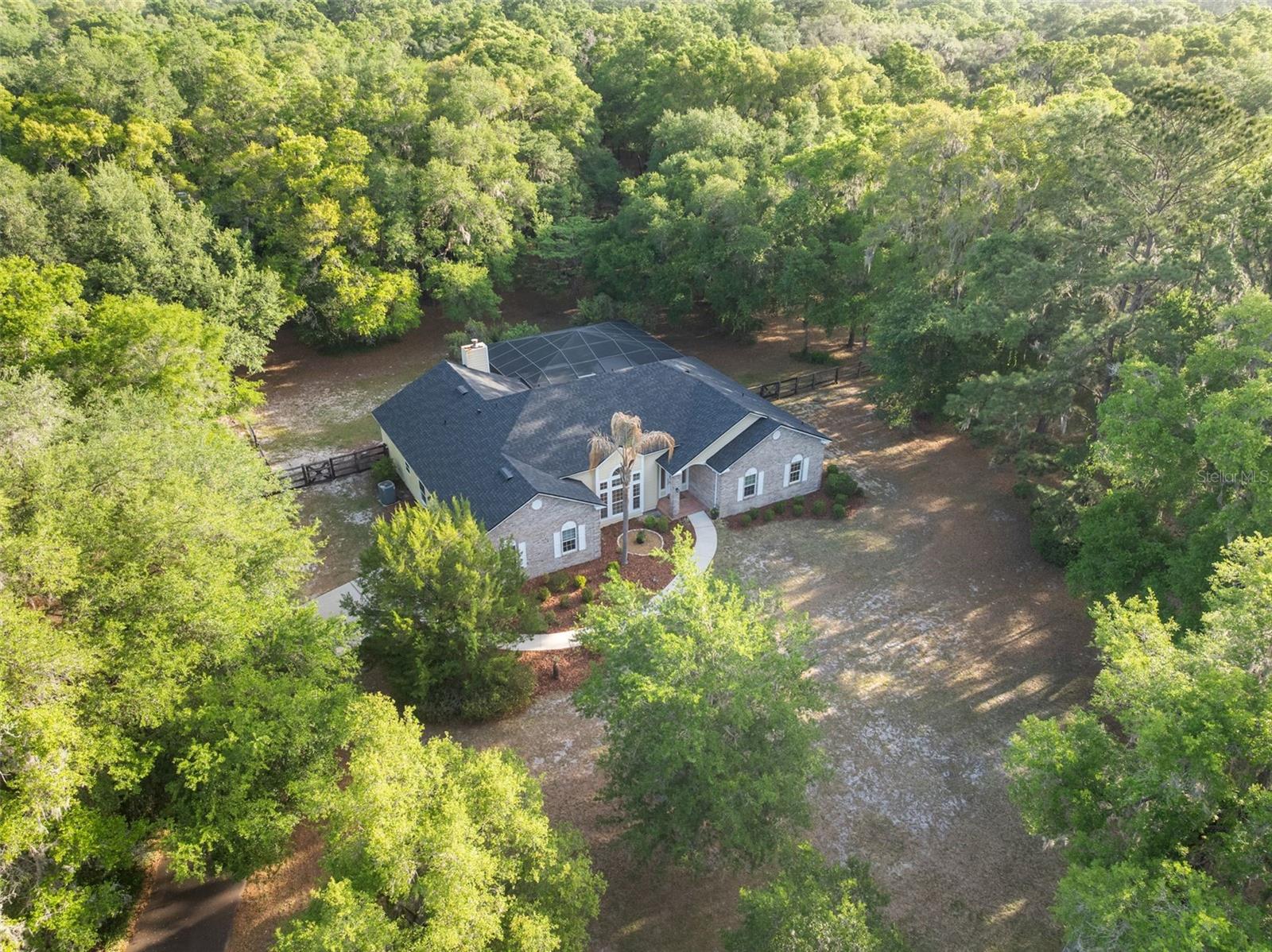 Image 46 of 55 For 8600 103rd Avenue