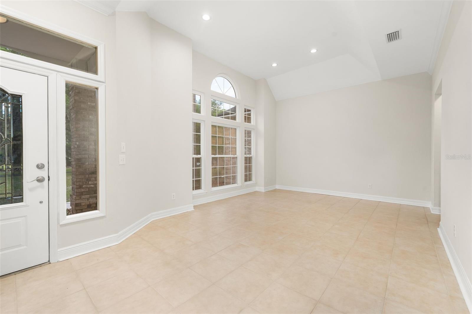 Image 8 of 55 For 8600 103rd Avenue