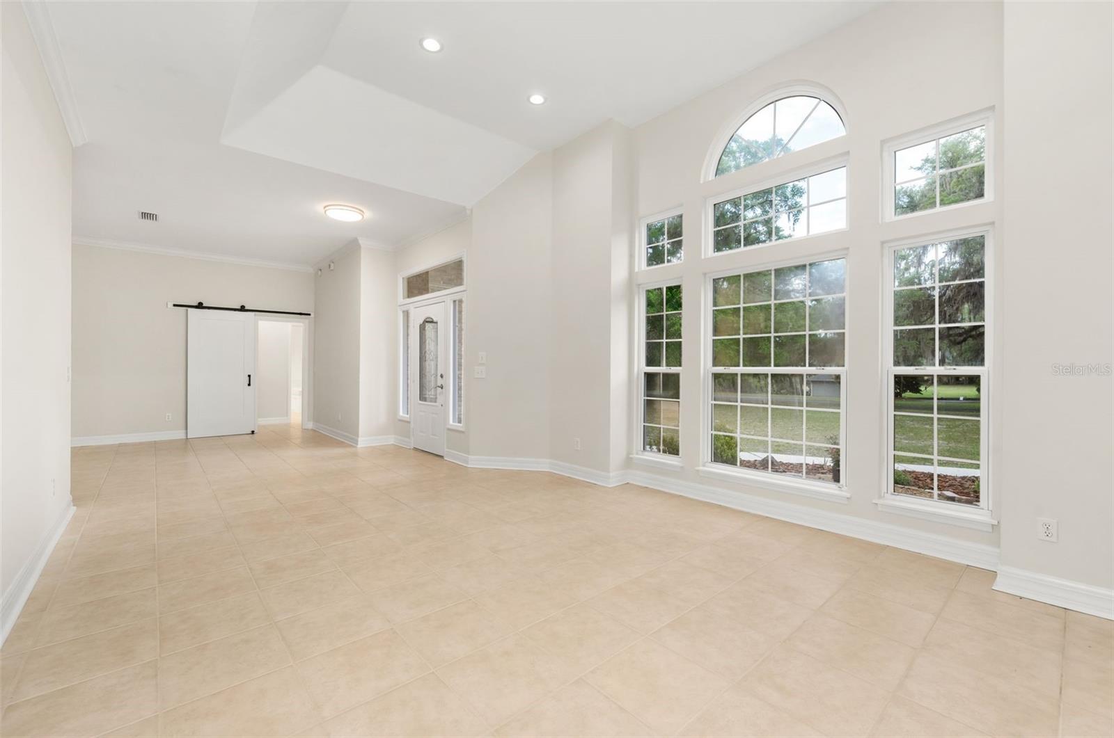 Image 9 of 55 For 8600 103rd Avenue