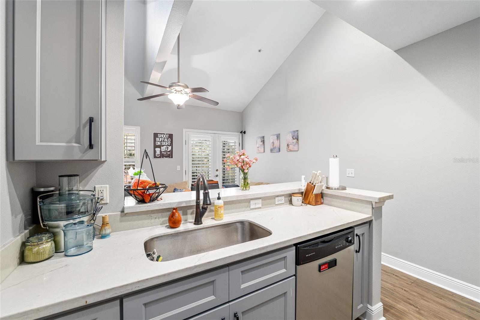 Image 17 of 40 For 1500 4th Avenue 305