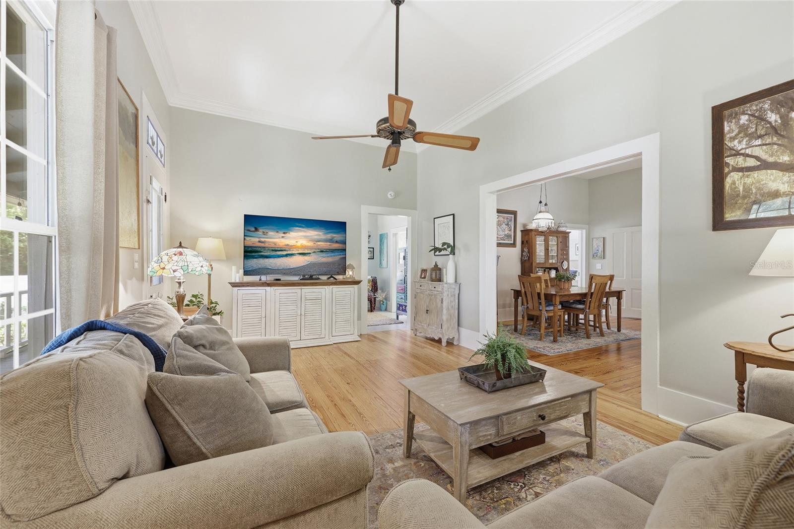 Image 10 of 45 For 6070 Avenue F