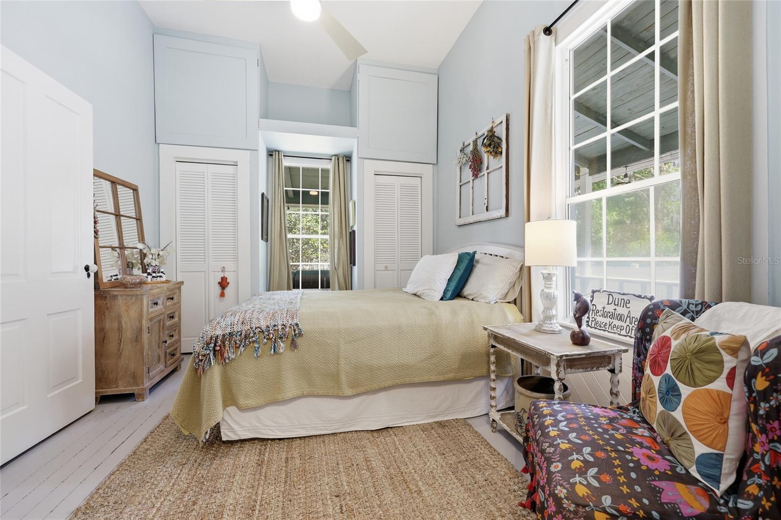 Image 19 of 45 For 6070 Avenue F