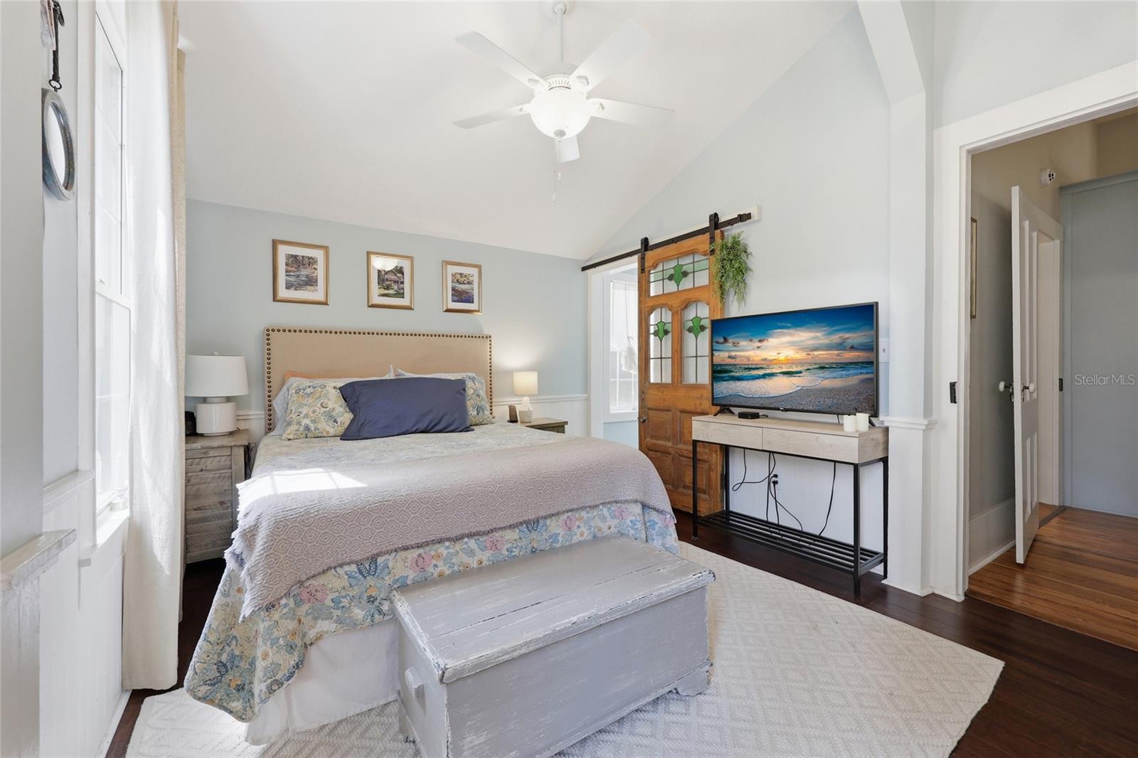 Image 24 of 45 For 6070 Avenue F