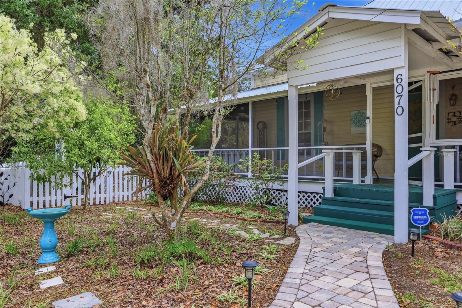 Image 3 of 45 For 6070 Avenue F