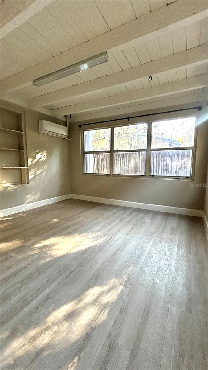 Image 11 of 13 For 821 8th Avenue