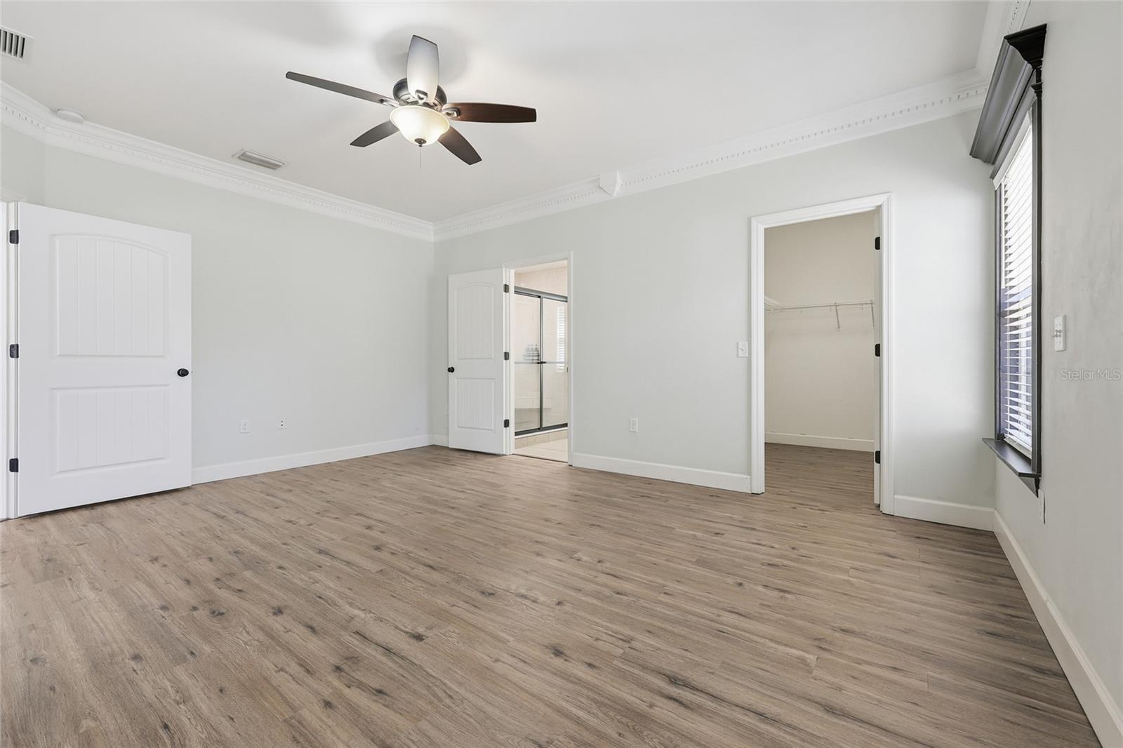 Image 9 of 22 For 22713 191st Lane