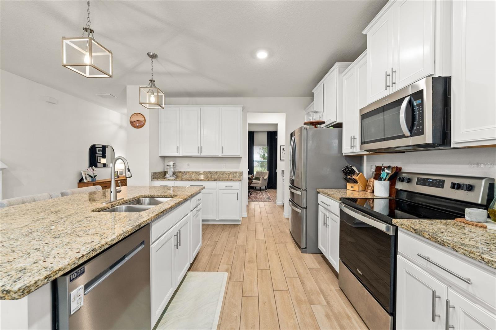 Image 10 of 64 For 13655 13th Place