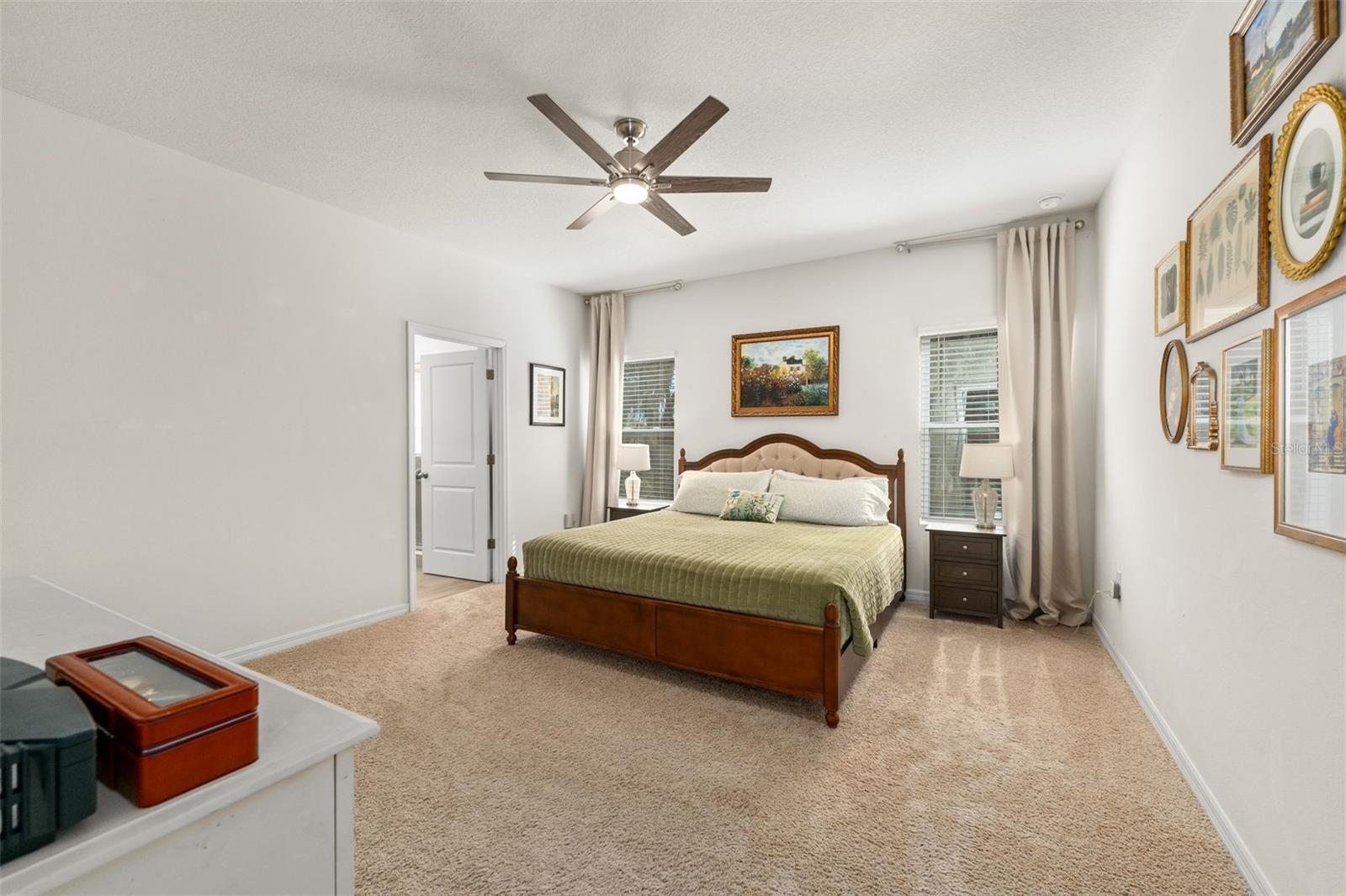 Image 28 of 64 For 13655 13th Place