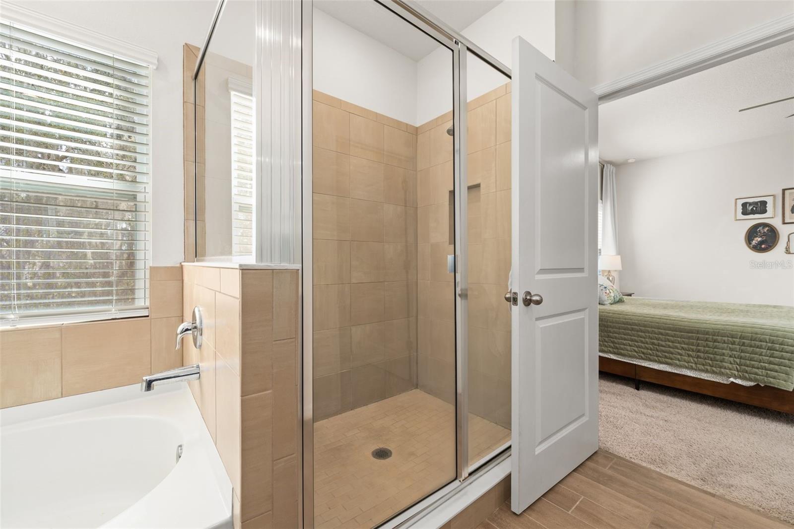 Image 32 of 64 For 13655 13th Place