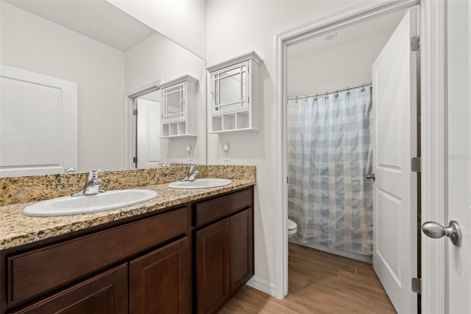 Image 35 of 64 For 13655 13th Place