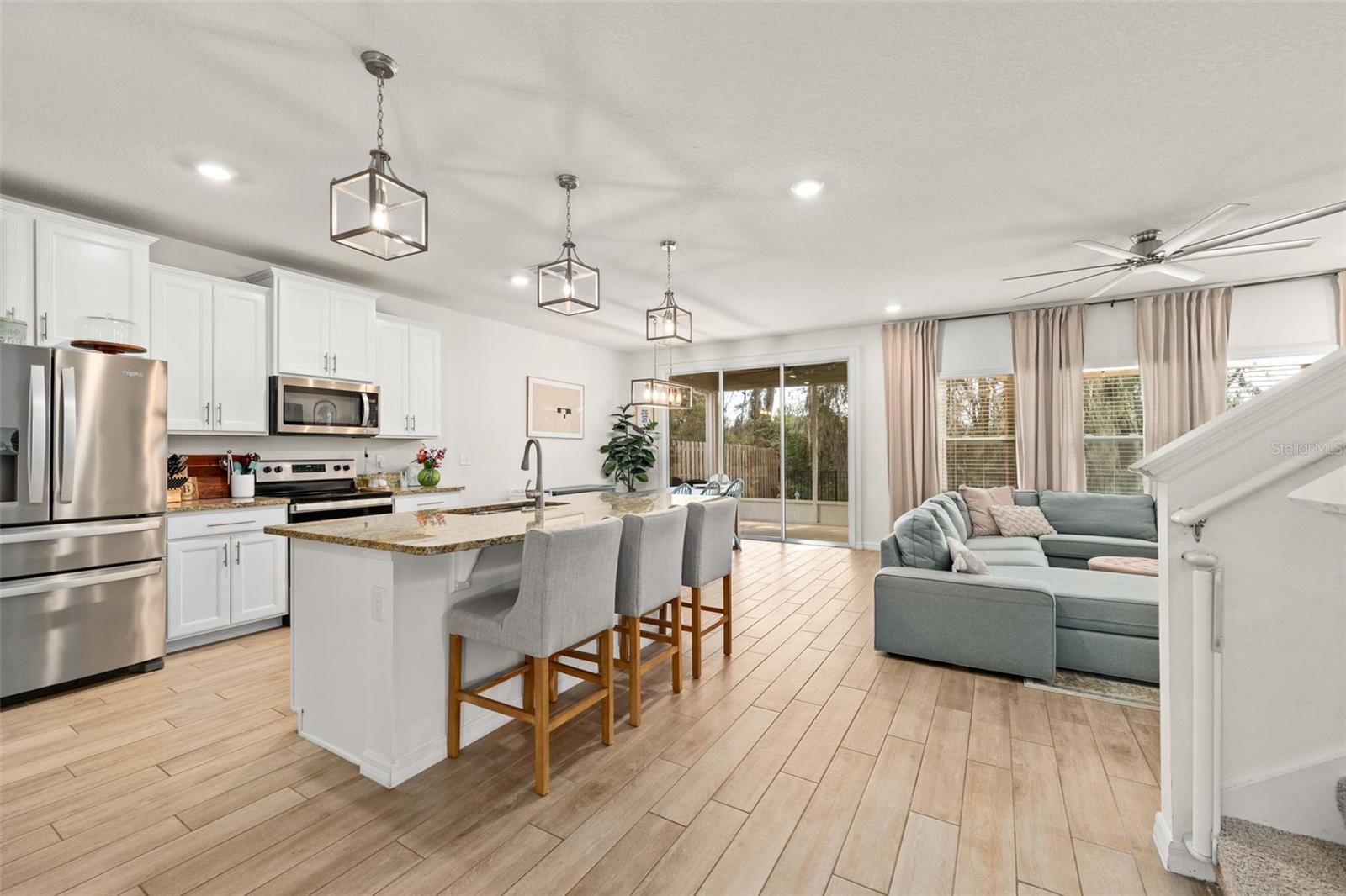 Image 9 of 64 For 13655 13th Place