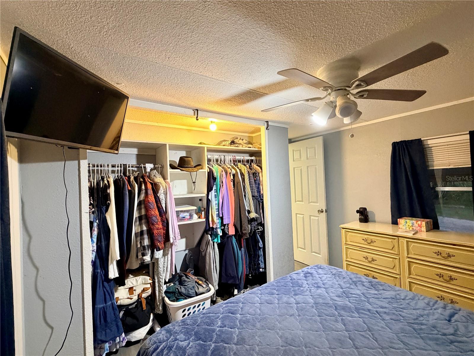 Image 19 of 29 For 498 King Charles Circle