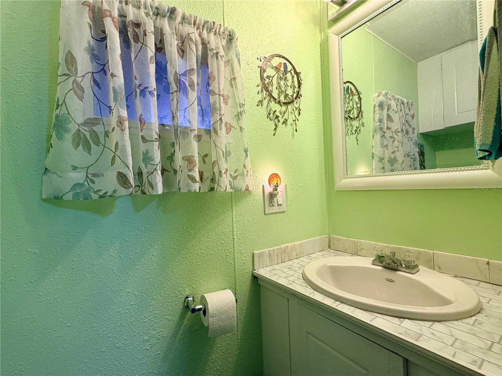 Image 22 of 29 For 498 King Charles Circle