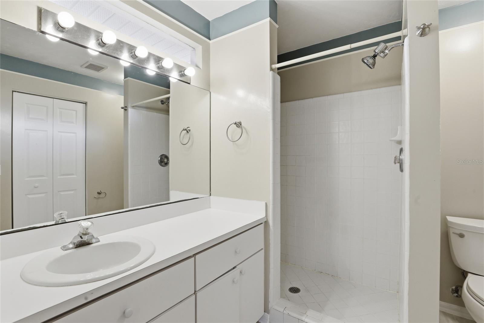 Image 23 of 51 For 4526 36th Street