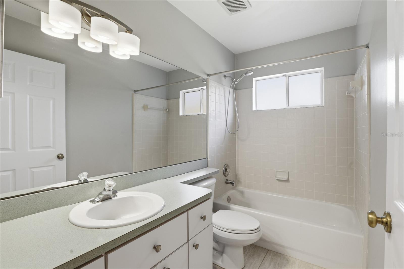 Image 26 of 51 For 4526 36th Street