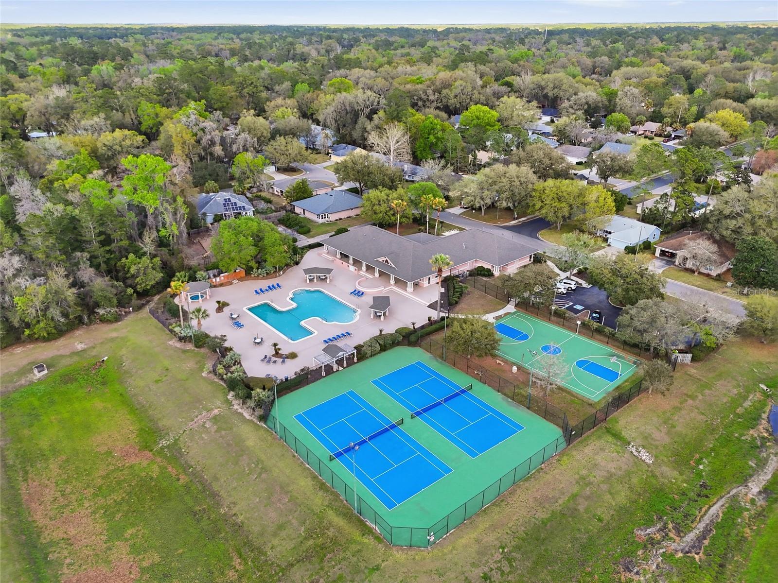 Image 34 of 51 For 4526 36th Street