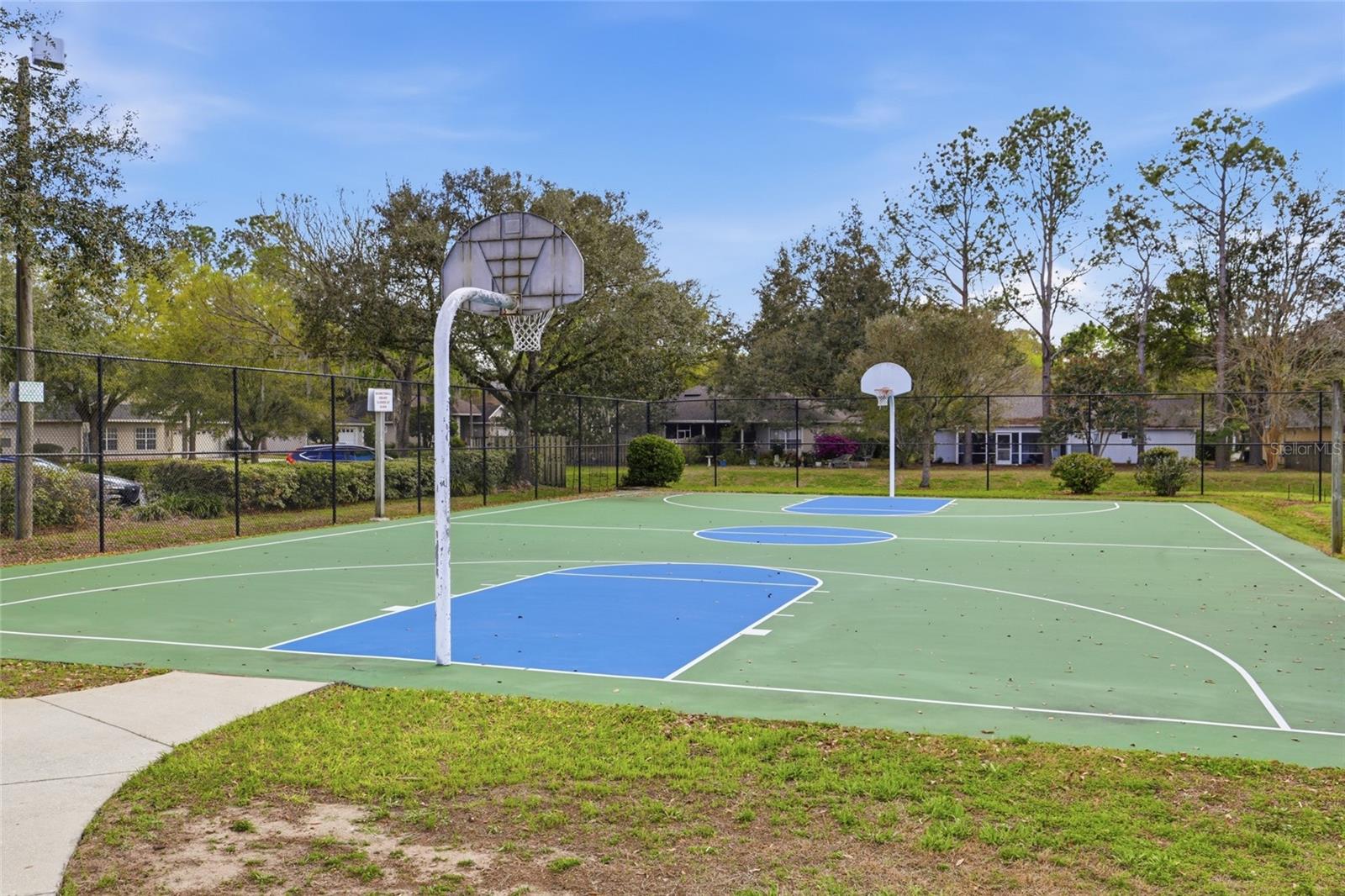 Image 43 of 51 For 4526 36th Street