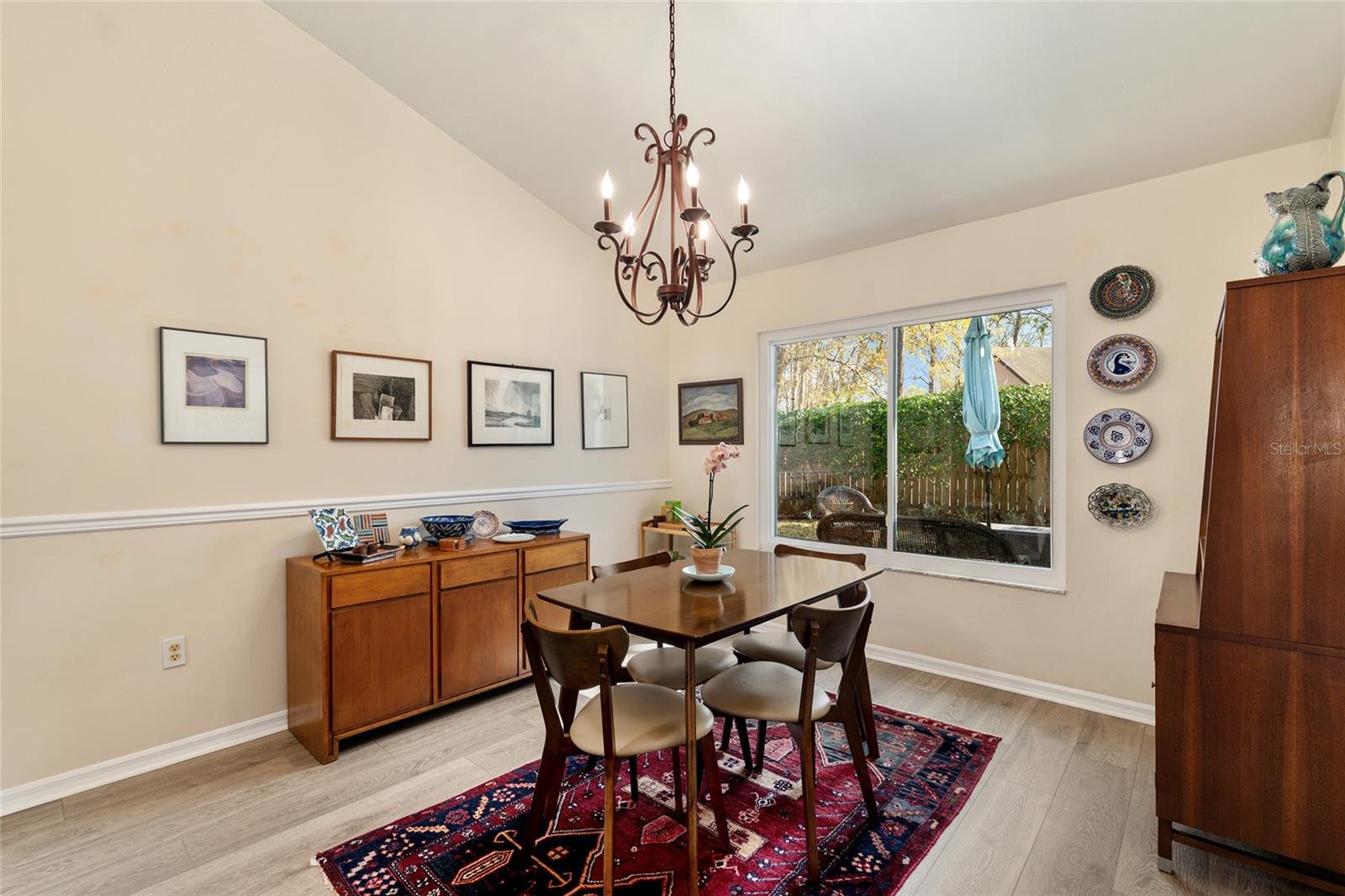 Image 14 of 76 For 2333 41st Avenue