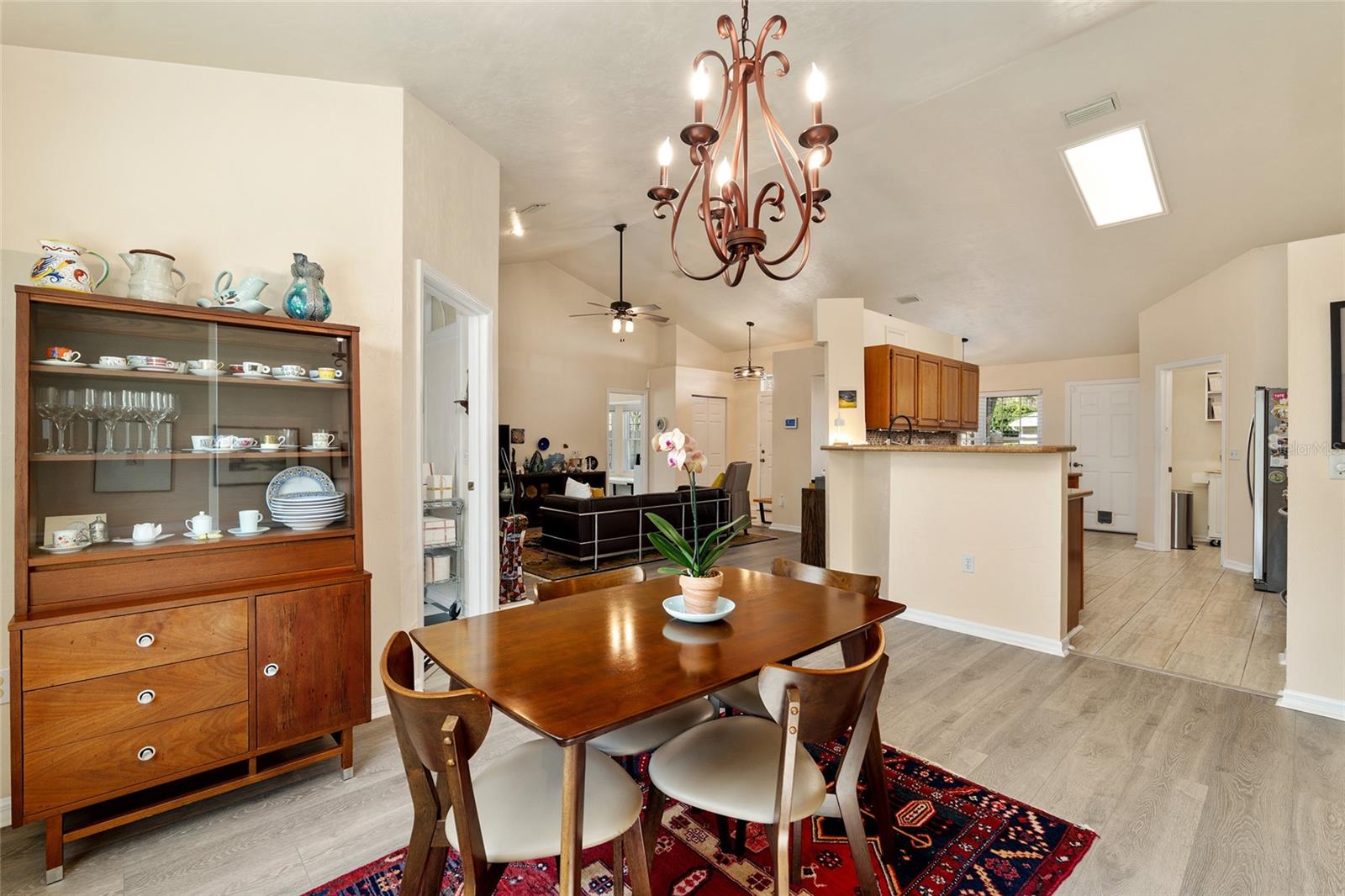 Image 15 of 76 For 2333 41st Avenue