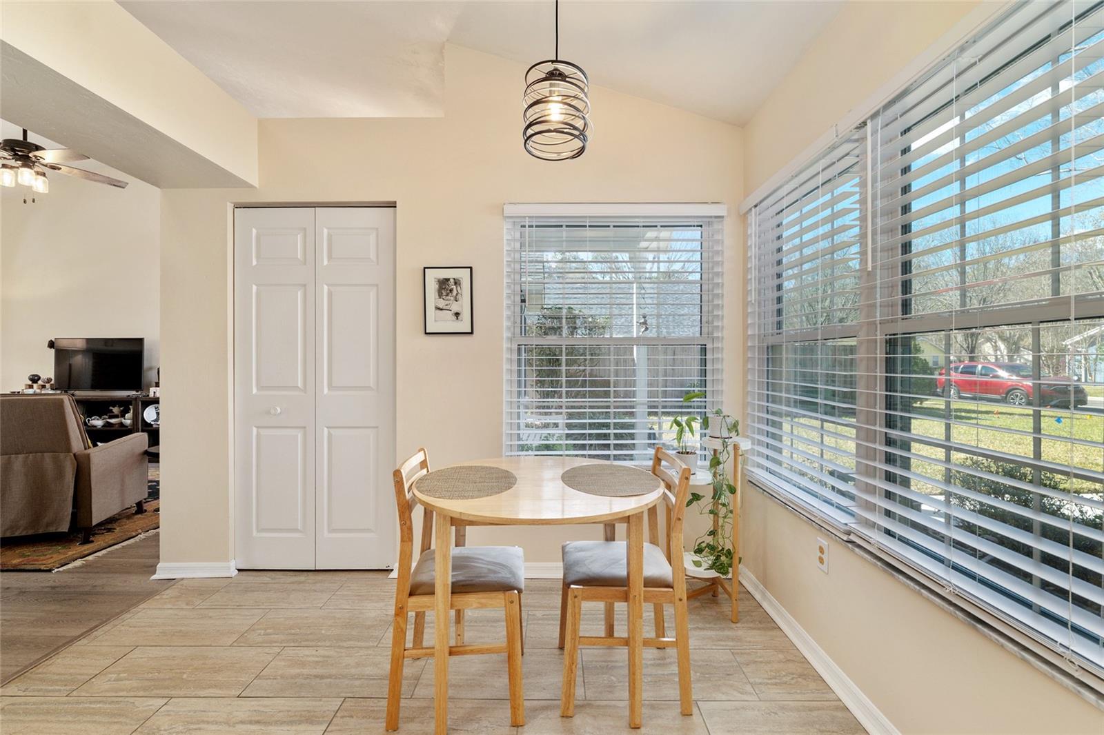 Image 25 of 76 For 2333 41st Avenue