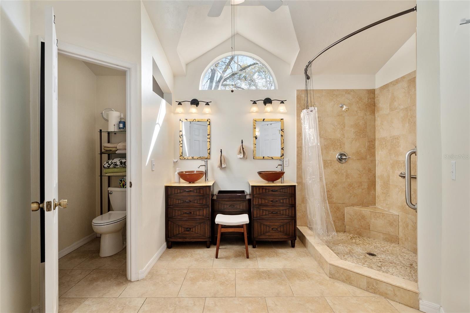 Image 34 of 76 For 2333 41st Avenue