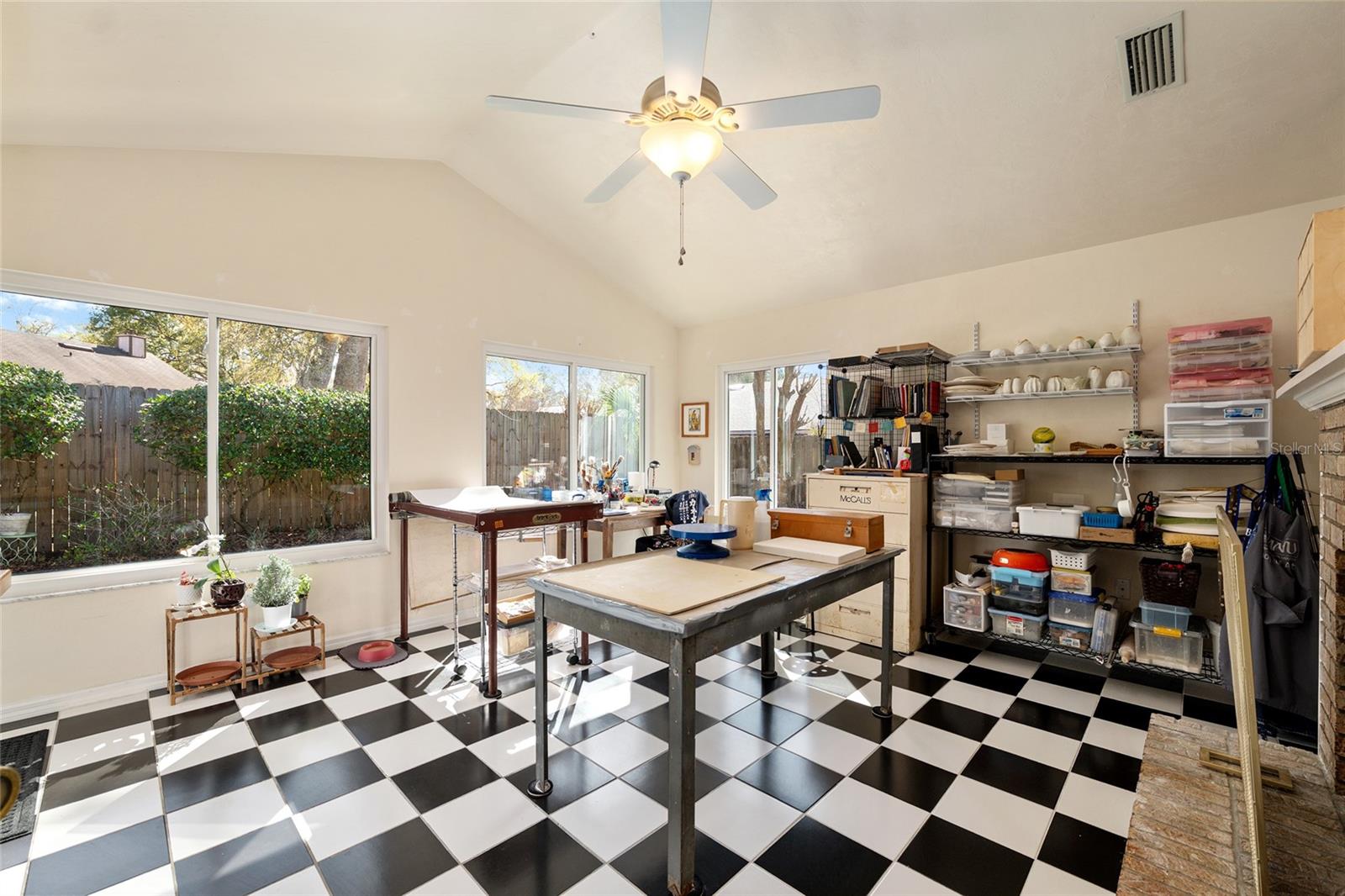 Image 43 of 76 For 2333 41st Avenue