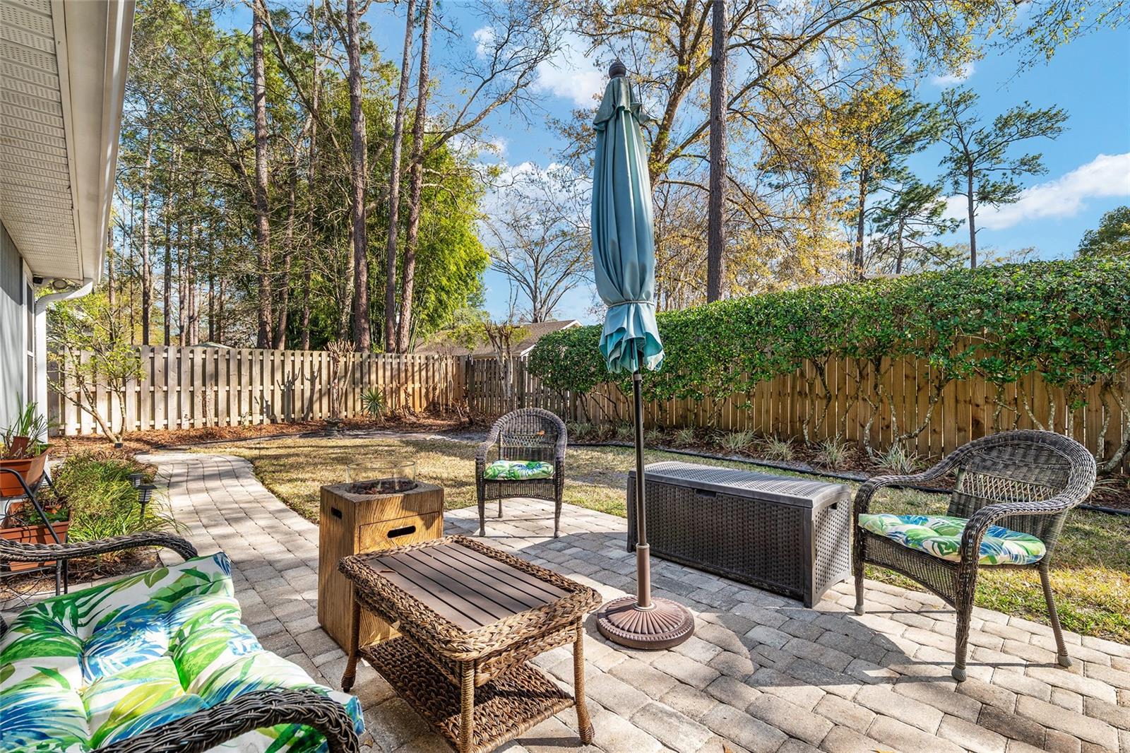 Image 46 of 76 For 2333 41st Avenue