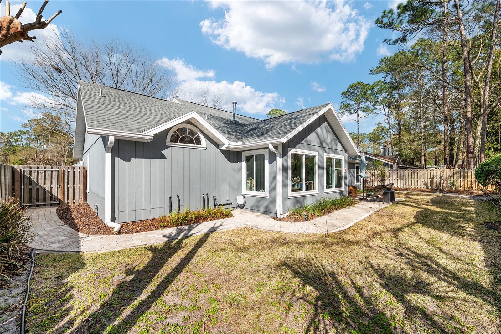 Image 55 of 76 For 2333 41st Avenue