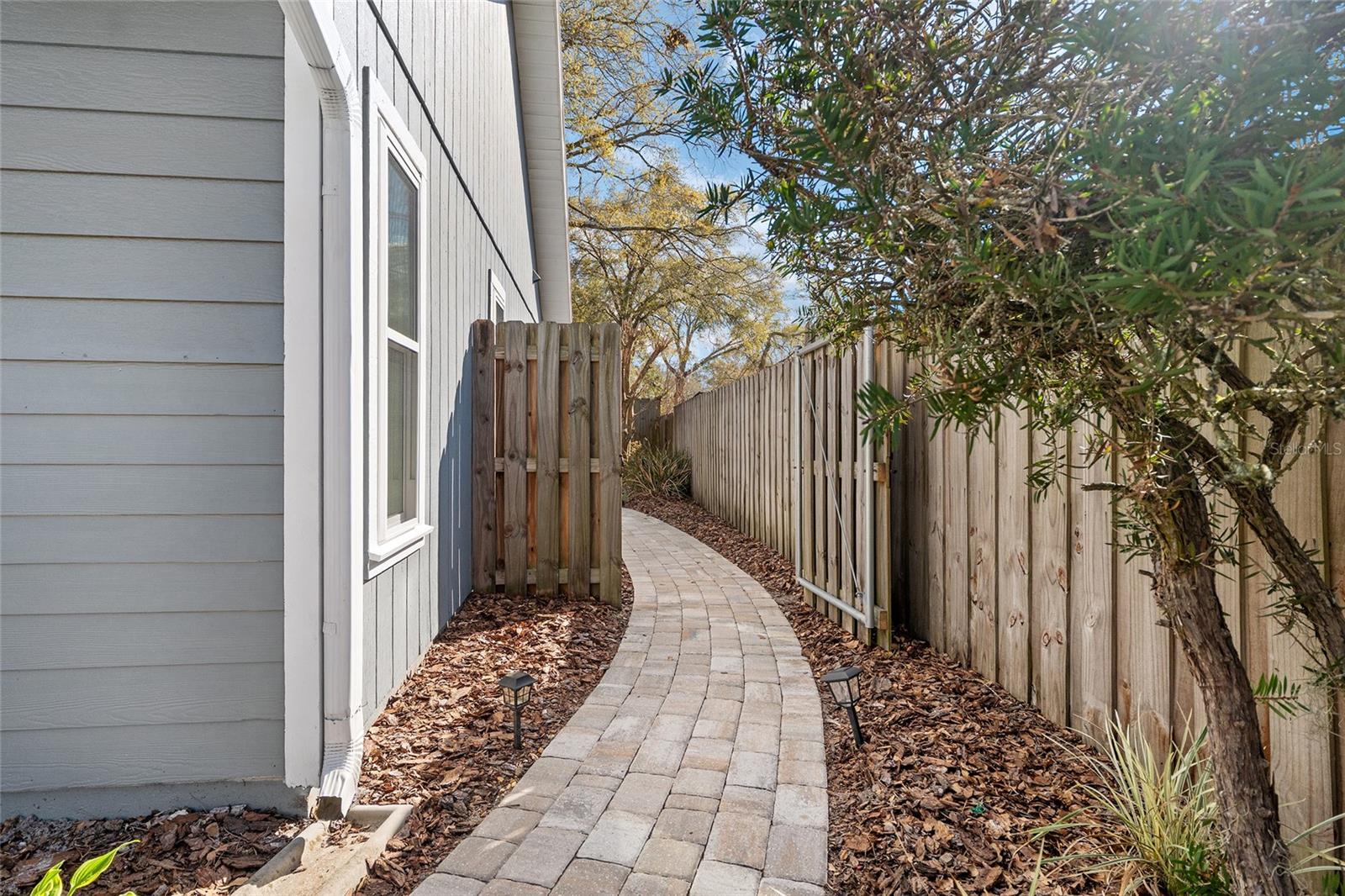 Image 57 of 76 For 2333 41st Avenue