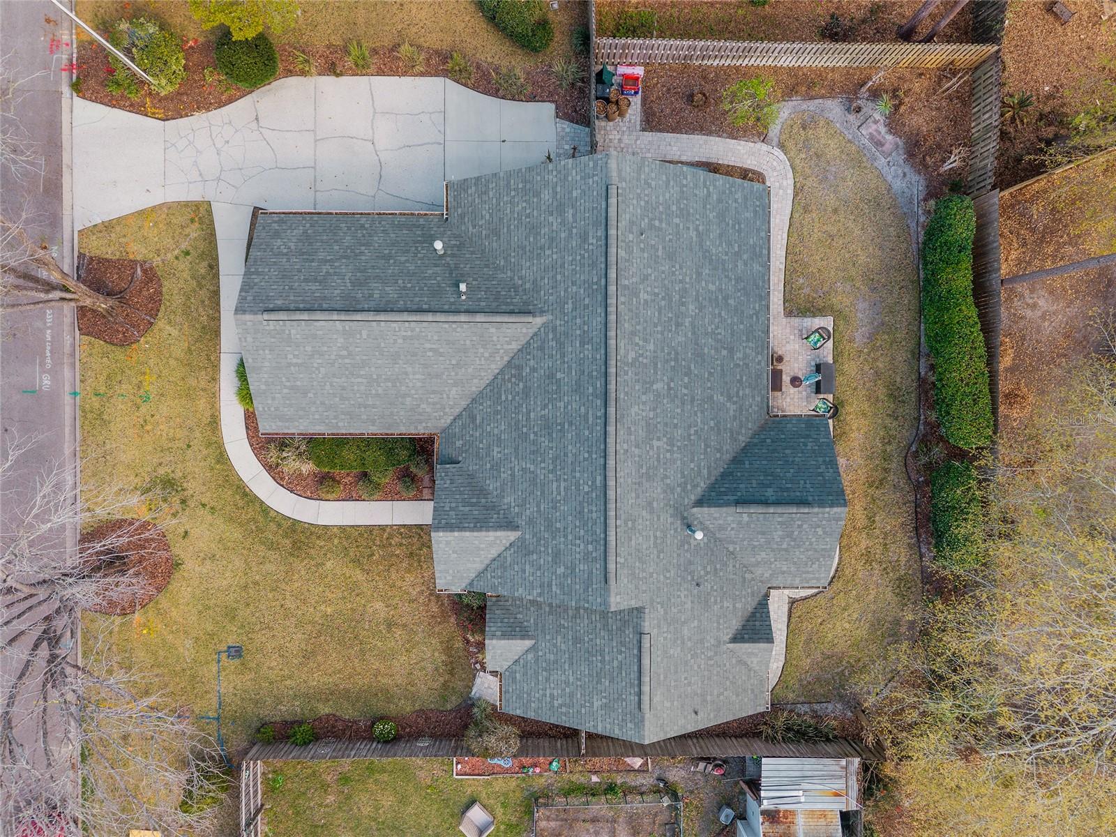 Image 62 of 76 For 2333 41st Avenue