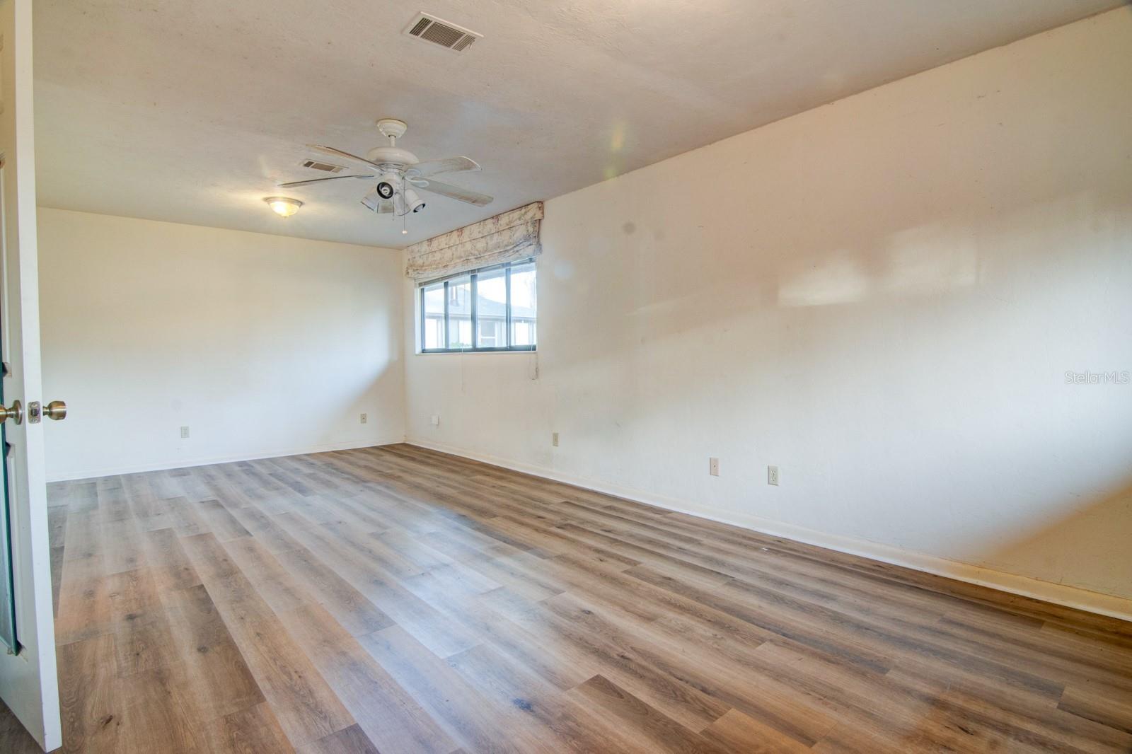 Image 15 of 27 For 1628 19th Circle