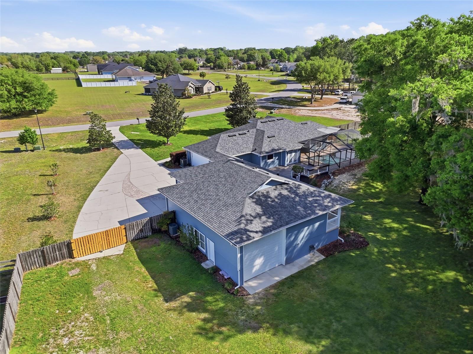 Image 6 of 72 For 9733 104th Lane