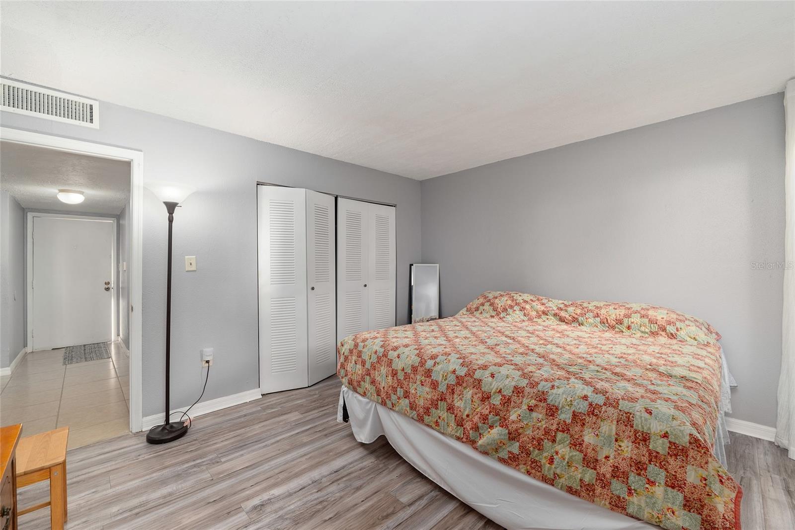 Image 11 of 20 For 2811 Archer Road V187