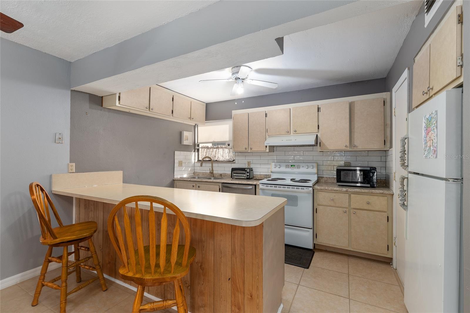 Image 7 of 20 For 2811 Archer Road V187