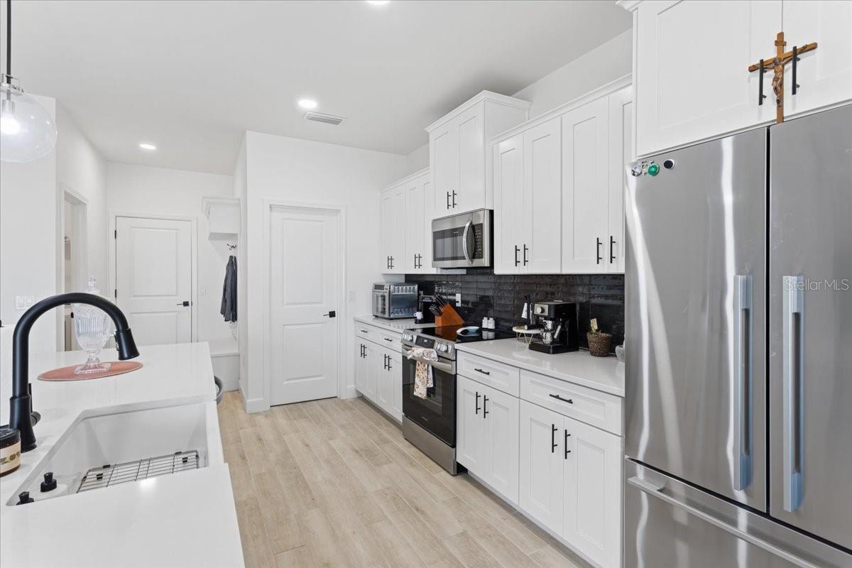 Image 10 of 37 For 1054 67th Street