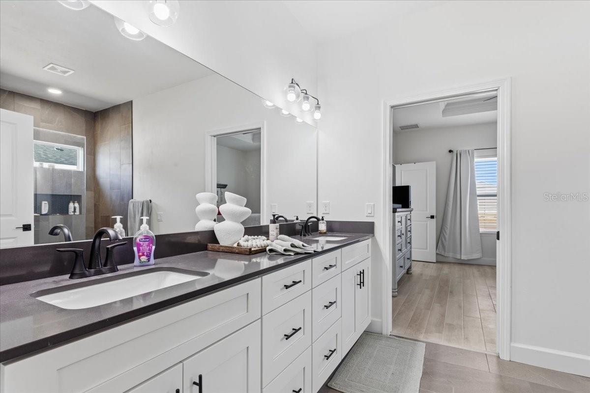 Image 20 of 37 For 1054 67th Street