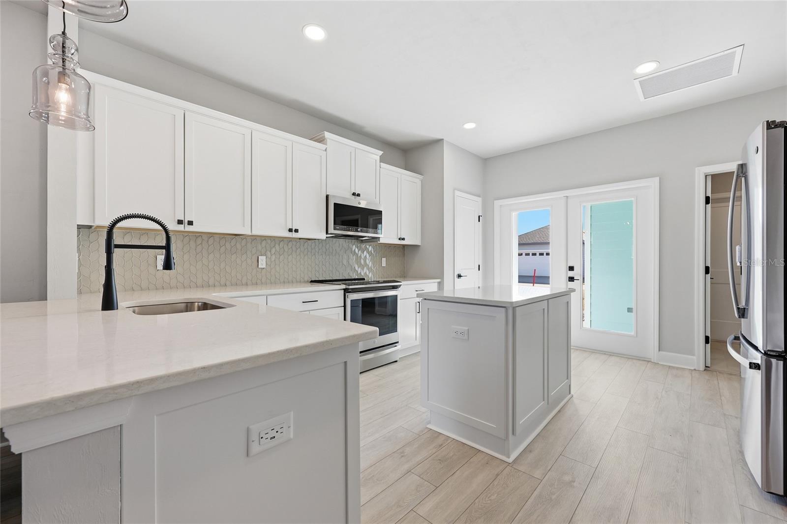 Image 26 of 36 For 9533 66th Lane