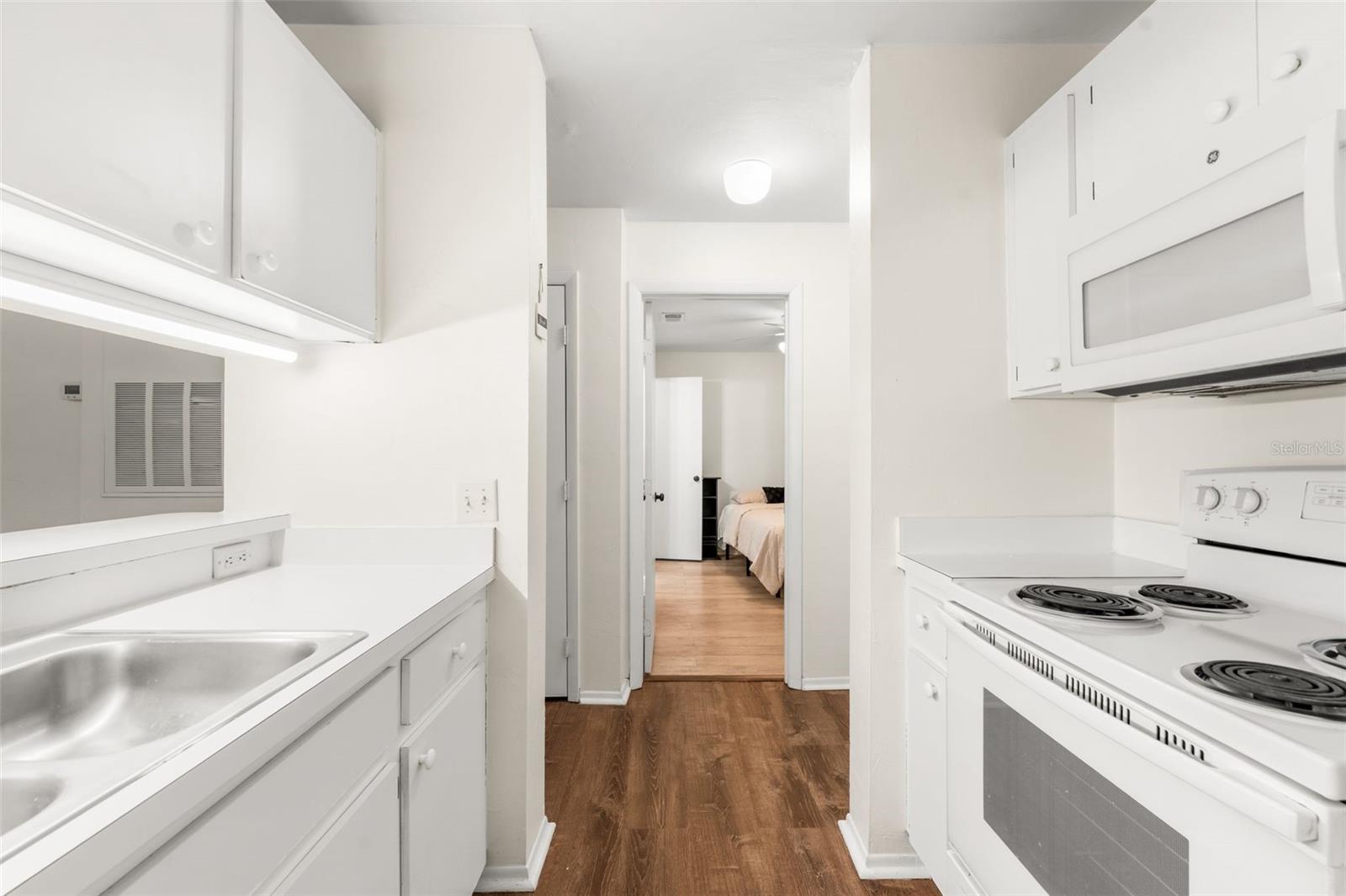 Image 10 of 47 For 4000 23rd Street 4-303