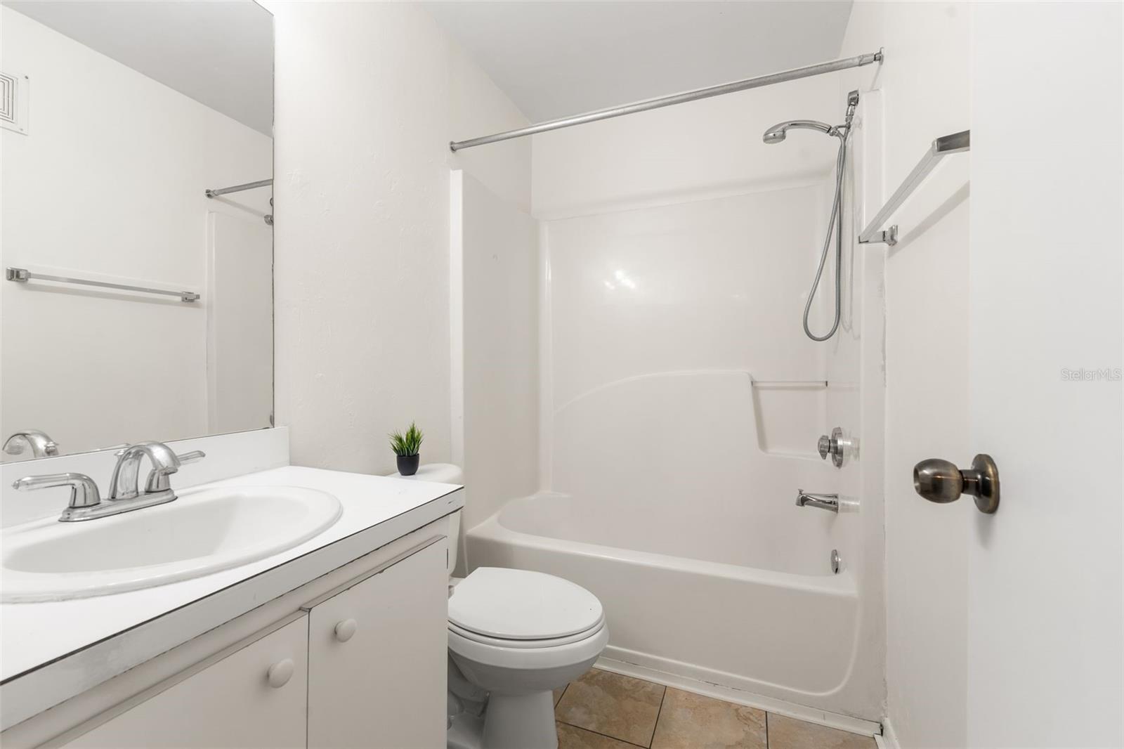 Image 20 of 47 For 4000 23rd Street 4-303