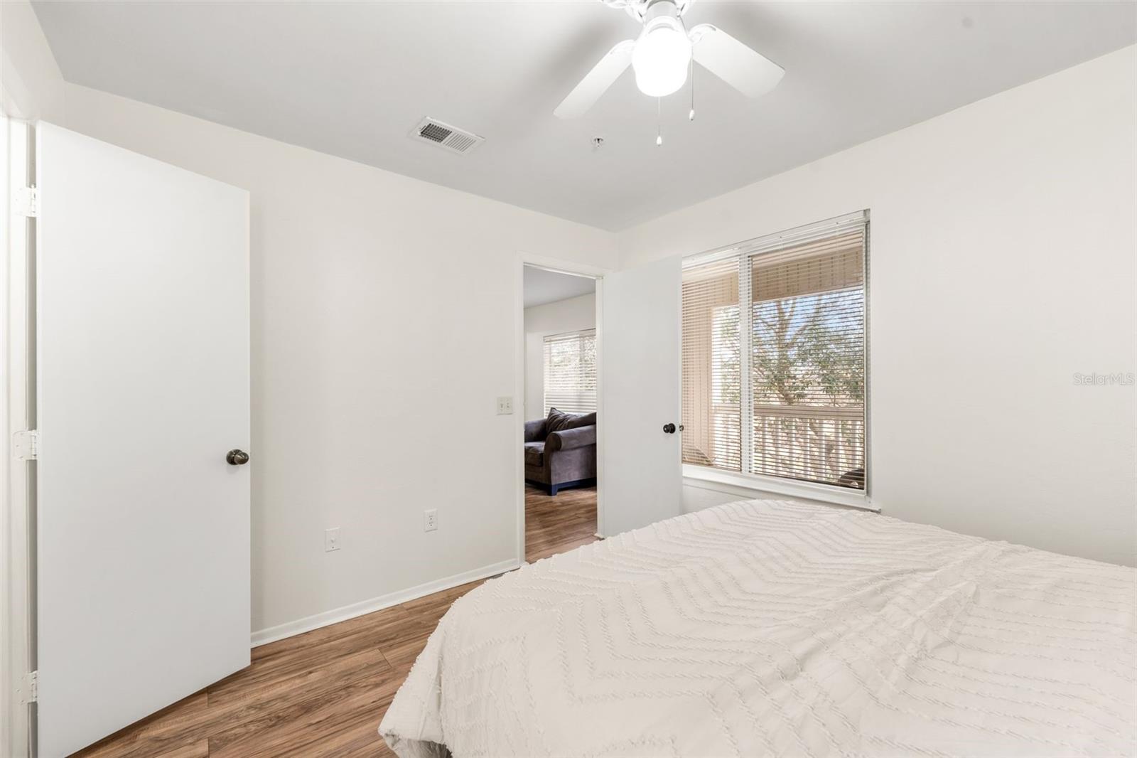 Image 29 of 47 For 4000 23rd Street 4-303