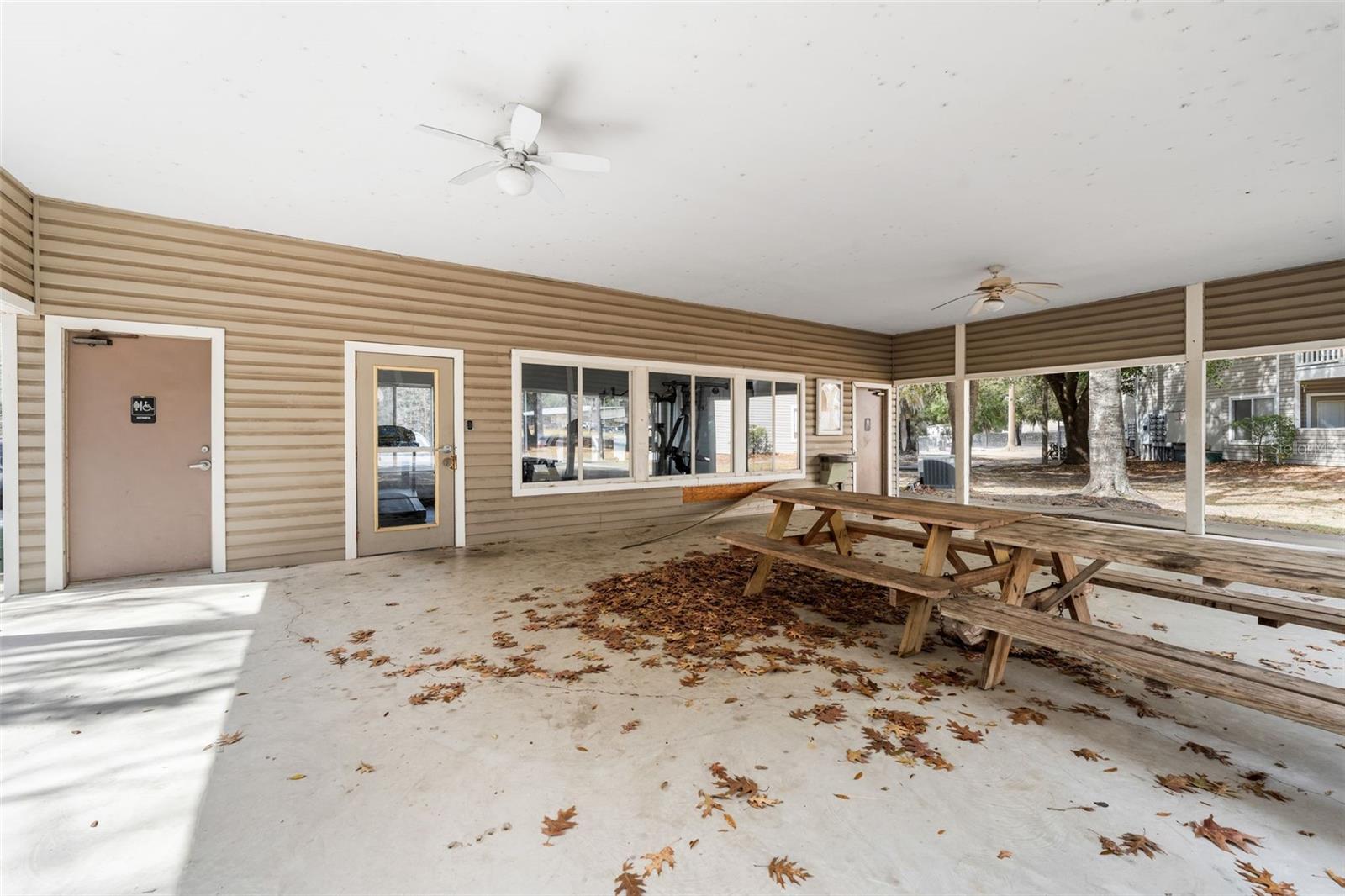 Image 35 of 47 For 4000 23rd Street 4-303