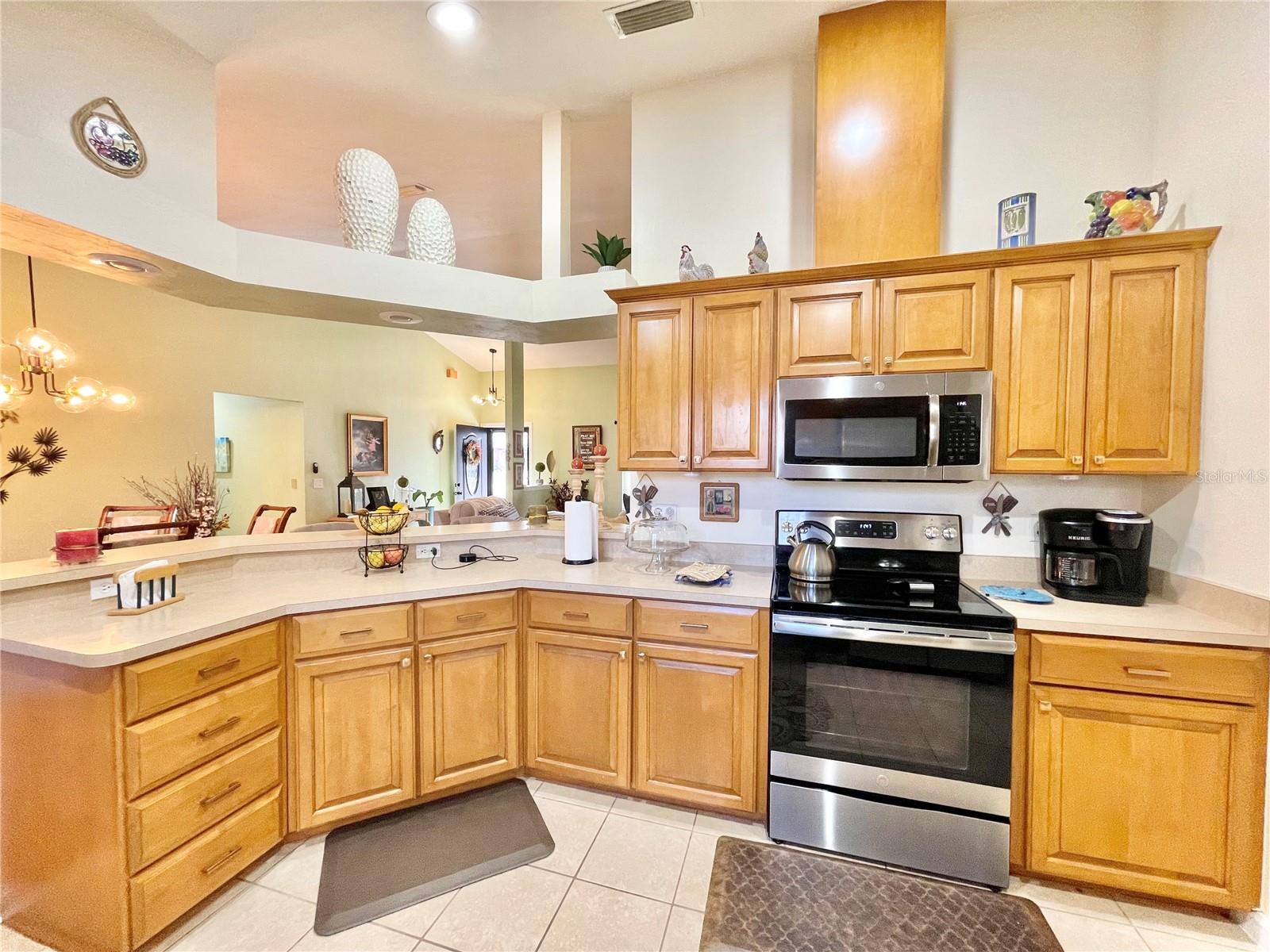 Image 11 of 39 For 25336 22nd Avenue