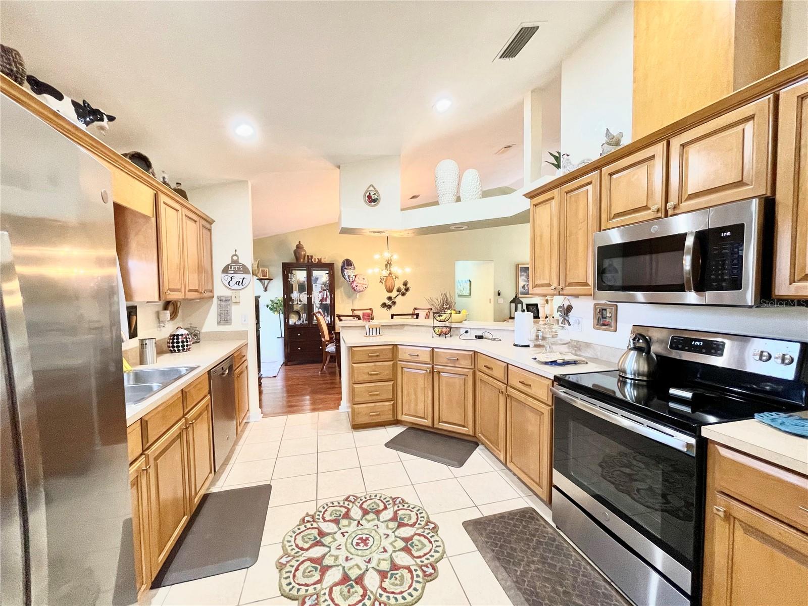 Image 13 of 39 For 25336 22nd Avenue